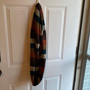 Striped infinity scarf